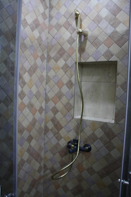 Hotel Delisi Tbilisi Rum bild